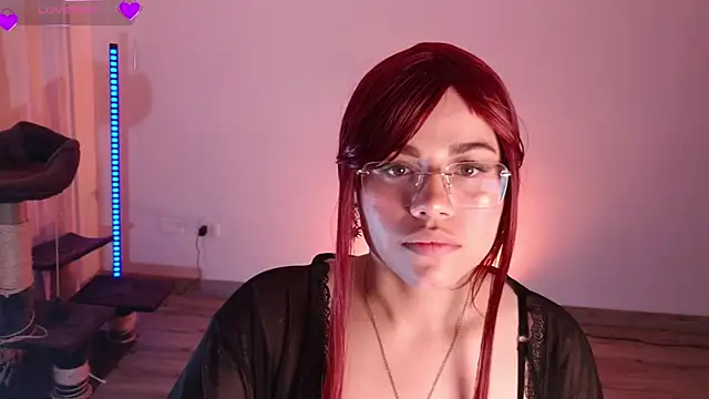 marsearth22  online show from September 18, 2025, 12:02 am