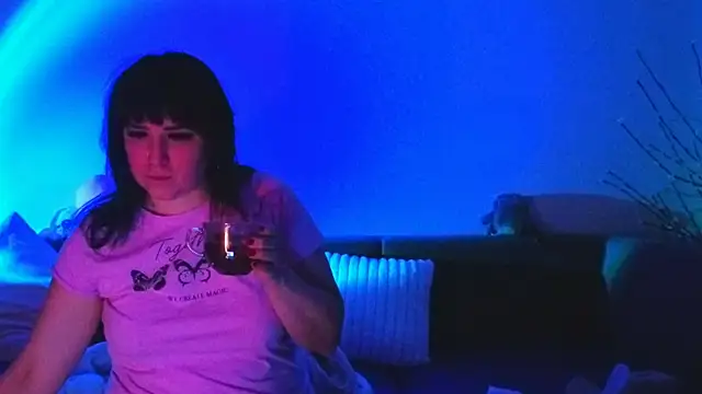 Snapshot of Bella_Hillss chatting on February 10, 2026, 8:30 pm Bella Hillss online show from February 10, 2026, 8:30 pm