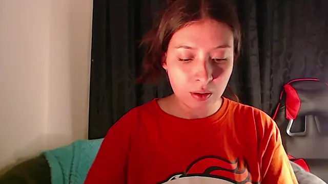 -Ivonny online show from September 11, 2025, 11:27 pm