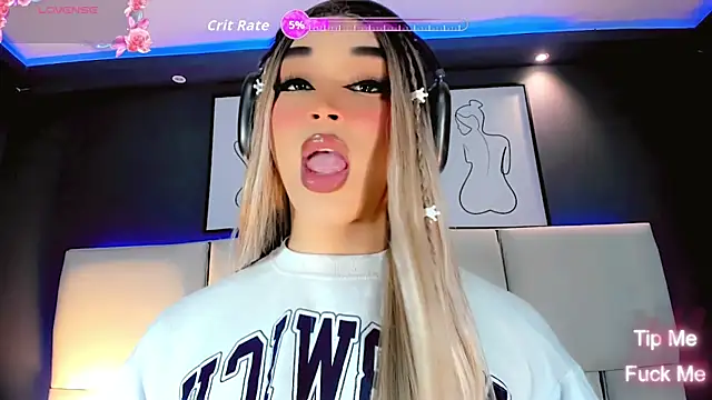 Valeriasmiithh online show from September 16, 2025, 8:32 pm