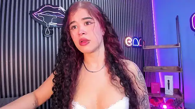 Valka Teen online show from September 10, 2025, 12:04 pm