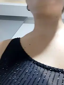 Snapshot of CataRicci chatting on October 7, 2025, 11:11 am CataRicci online show from October 7, 2025, 11:11 am