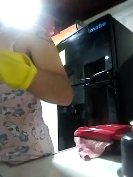 Snapshot of solpeich chatting on February 2, 2026, 4:06 pm solpeich online show from February 2, 2026, 4:06 pm