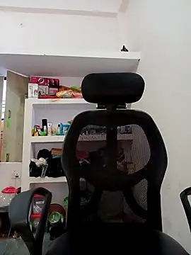 hotmanshi online show from October 10, 2025, 4:02 am