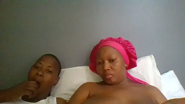 CouplesX96xx online show from March 22, 2026, 12:50 pm