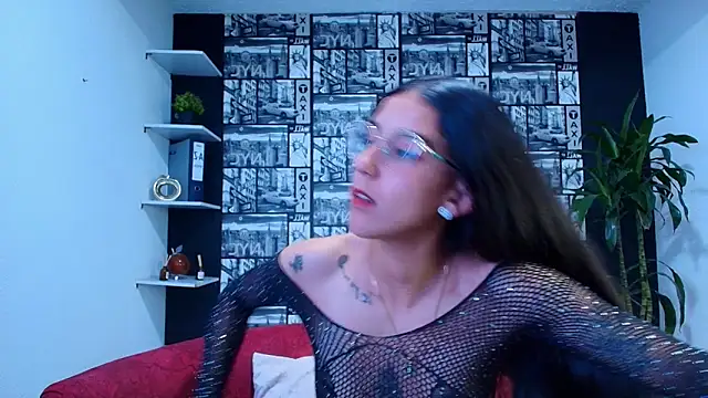 DanielaMonroe online show from April 7, 2026, 8:43 pm