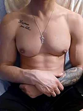 Dany2189 online show from April 18, 2026, 9:48 pm