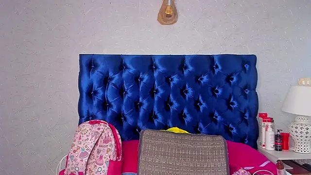 Snapshot of TANISHA_HILL chatting on October 11, 2025, 7:37 pm TANISHA HILL online show from October 11, 2025, 7:37 pm