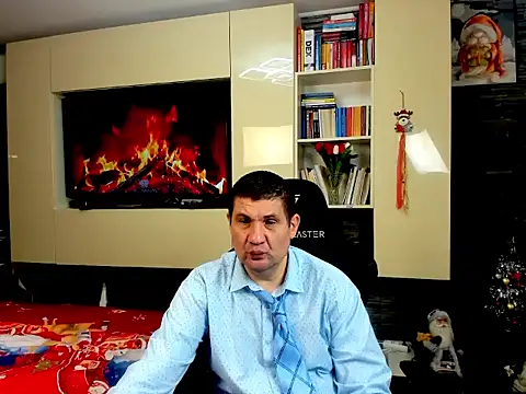 Snapshot of SpartacusDaddy48 chatting on February 4, 2026, 2:01 pm SpartacusDaddy48 online show from February 4, 2026, 2:01 pm