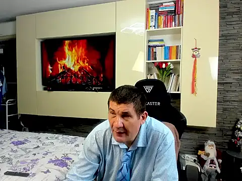 Snapshot of SpartacusDaddy48 chatting on February 8, 2026, 10:02 am SpartacusDaddy48 online show from February 8, 2026, 10:02 am