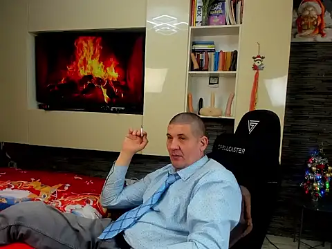 SpartacusDaddy48 online show from January 8, 2026, 11:11 pm