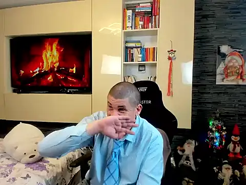 Snapshot of SpartacusDaddy48 chatting on February 24, 2026, 5:47 pm SpartacusDaddy48 online show from February 24, 2026, 5:47 pm