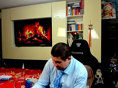 Snapshot of SpartacusDaddy48 chatting on February 3, 2026, 9:09 pm SpartacusDaddy48 online show from February 3, 2026, 9:09 pm