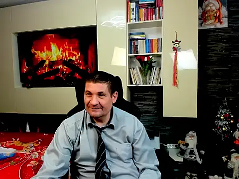 Snapshot of SpartacusDaddy48 chatting on January 31, 2026, 11:03 pm SpartacusDaddy48 online show from January 31, 2026, 11:03 pm