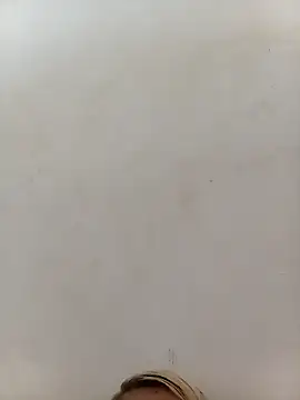 flavinhasensual online show from April 7, 2026, 10:39 am