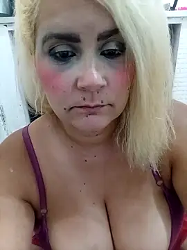 flavinhasensual online show from March 9, 2026, 7:28 pm