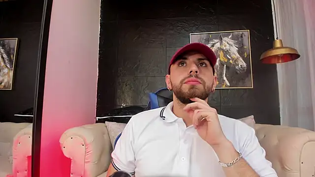 Snapshot of Maximo_Wolff chatting on October 16, 2025, 9:01 pm Maximo Wolff online show from October 16, 2025, 9:01 pm