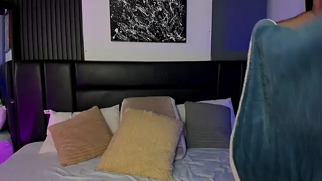 Snapshot of Maximo_Wolff chatting on September 16, 2025, 8:10 pm Maximo Wolff online show from September 16, 2025, 8:10 pm