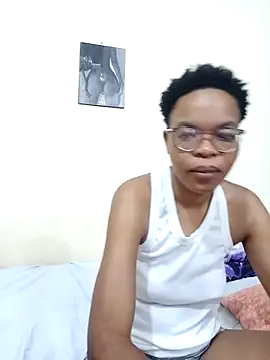 Miss-Hennessy online show from March 25, 2026, 8:08 pm