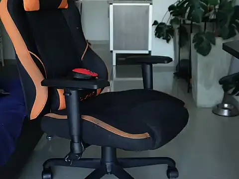 Vbenz28 online show from February 28, 2026, 2:50 pm