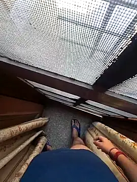 desir3dlund online show from March 3, 2026, 7:04 am