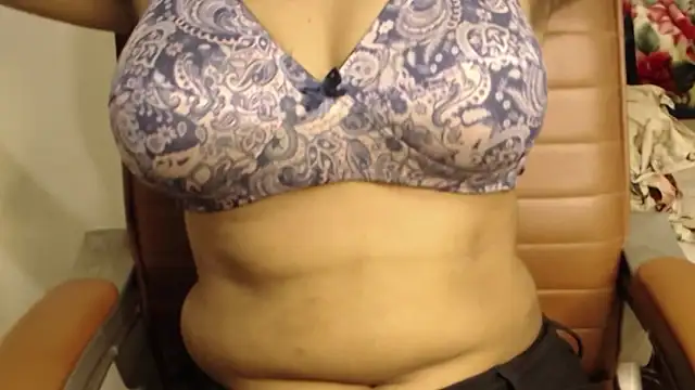 Snapshot of campornlive71 chatting on March 3, 2026, 1:51 pm campornlive71 online show from March 3, 2026, 1:51 pm