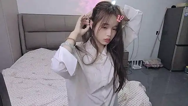 kexin a online show from November 17, 2025, 9:57 am