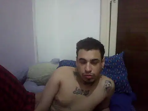 Amorrochyz online show from September 8, 2025, 4:39 pm