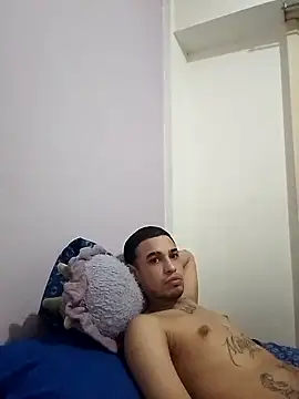 Amorrochyz online show from September 22, 2025, 1:50 pm