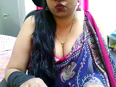 ammu1990 online show from March 9, 2026, 8:18 am