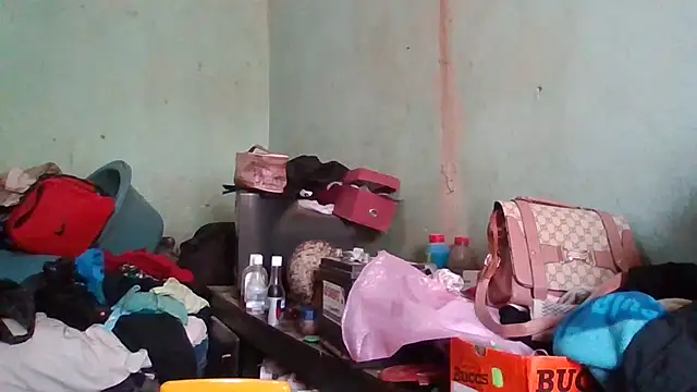 Snapshot of Nicky52 chatting on September 11, 2025, 8:25 am Nicky52 online show from September 11, 2025, 8:25 am