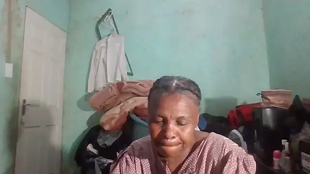 Snapshot of Nicky52 chatting on October 13, 2025, 7:15 pm Nicky52 online show from October 13, 2025, 7:15 pm