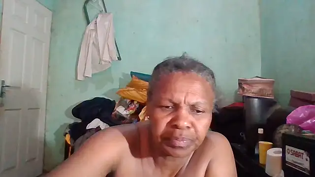 Snapshot of Nicky52 chatting on September 30, 2025, 5:02 am Nicky52 online show from September 30, 2025, 5:02 am