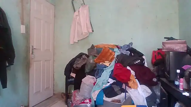 Snapshot of Nicky52 chatting on October 9, 2025, 8:15 am Nicky52 online show from October 9, 2025, 8:15 am