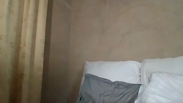 Snapshot of Nicky52 chatting on October 3, 2025, 4:19 pm Nicky52 online show from October 3, 2025, 4:19 pm