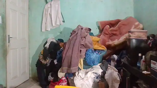 Snapshot of Nicky52 chatting on October 17, 2025, 3:54 am Nicky52 online show from October 17, 2025, 3:54 am