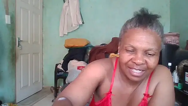 Snapshot of Nicky52 chatting on October 5, 2025, 6:04 am Nicky52 online show from October 5, 2025, 6:04 am