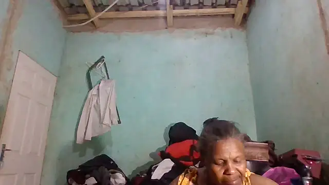 Snapshot of Nicky52 chatting on September 19, 2025, 5:39 pm Nicky52 online show from September 19, 2025, 5:39 pm