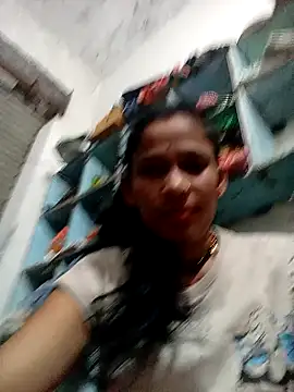 Hotcund online show from September 16, 2025, 3:57 pm