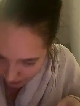 LollyLove  online show from February 6, 2026, 9:11 pm