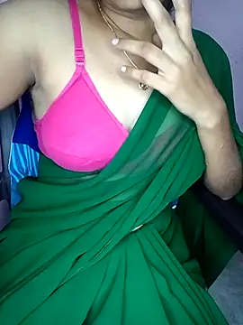 Snapshot of Nidhi_lovely chatting on December 5, 2025, 3:05 am Nidhi lovely online show from December 5, 2025, 3:05 am