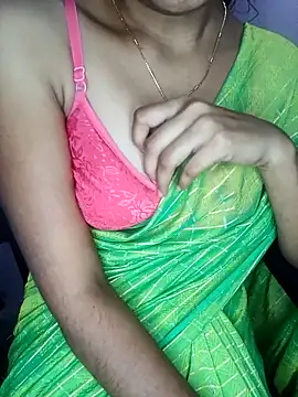 Snapshot of Nidhi_lovely chatting on November 27, 2025, 2:45 am Nidhi lovely online show from November 27, 2025, 2:45 am