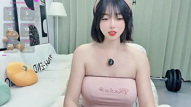 uikyy1 online show from December 17, 2025, 2:44 pm