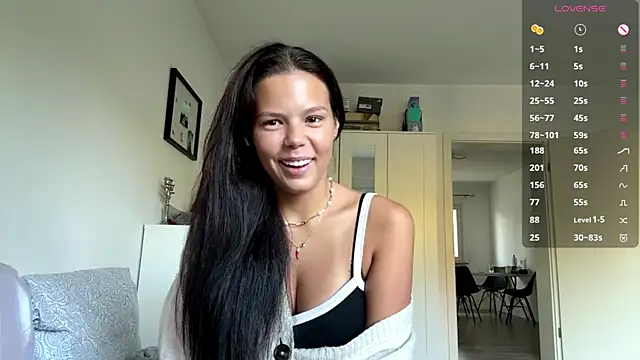 MaydaCornwall online show from October 1, 2025, 7:13 am