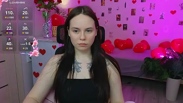 Alice Moondark online show from February 12, 2026, 9:03 pm