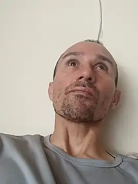 nacho20cmhot online show from October 23, 2025, 1:54 pm