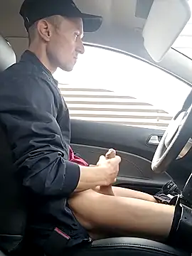 nacho20cmhot online show from October 6, 2025, 1:12 pm