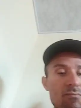 nacho20cmhot online show from October 31, 2025, 3:41 pm