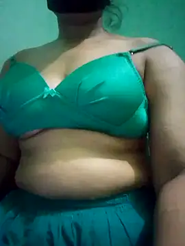 Snapshot of Maria_Mahi chatting on October 4, 2025, 5:14 pm Maria Mahi online show from October 4, 2025, 5:14 pm