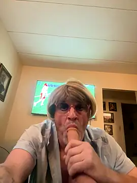 Snapshot of Tammyhoney1970 chatting on November 2, 2025, 11:32 pm Tammyhoney1970 online show from November 2, 2025, 11:32 pm